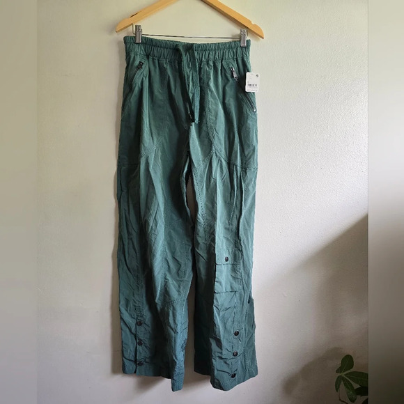 FP Movement, Women's Stadium Pants, Vintage Green, Size Small, NWT! - Picture 4 of 11